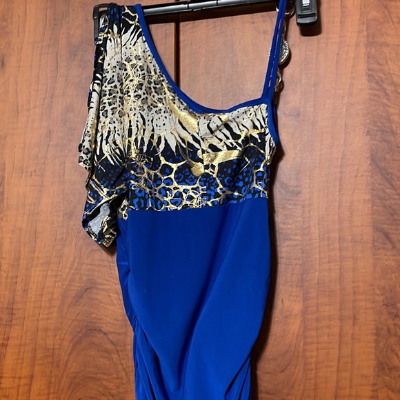 Top - Picture 6 of 7